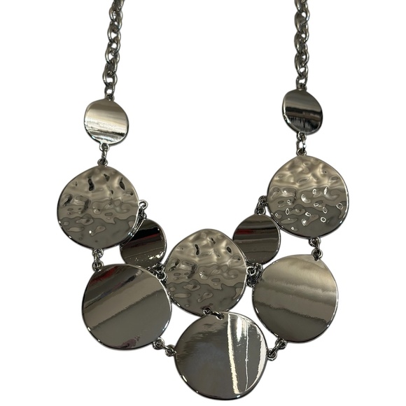 New Directions Necklace Polished & Hammered Discs Thick Rolo Chain - Picture 2 of 3